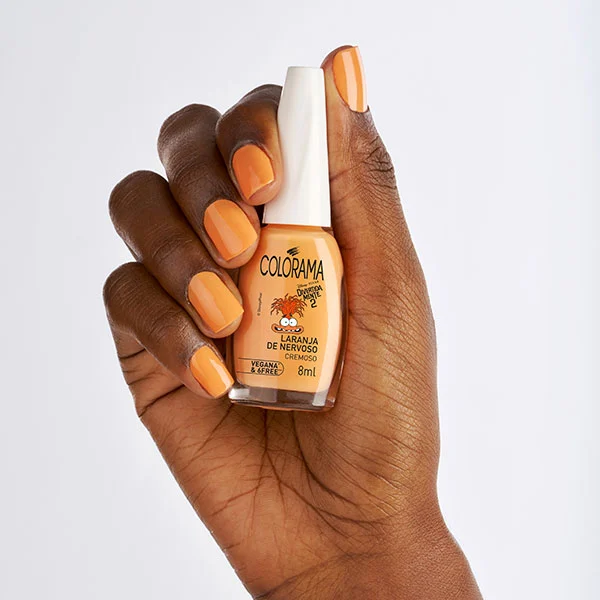 Esmalte Laranja de Nervoso. Imagem: Divulgação Colorama.